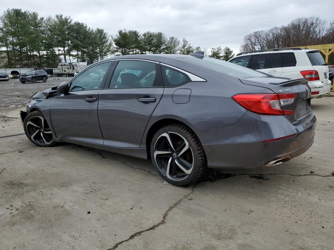 2018 Honda Accord Sport - Image 2