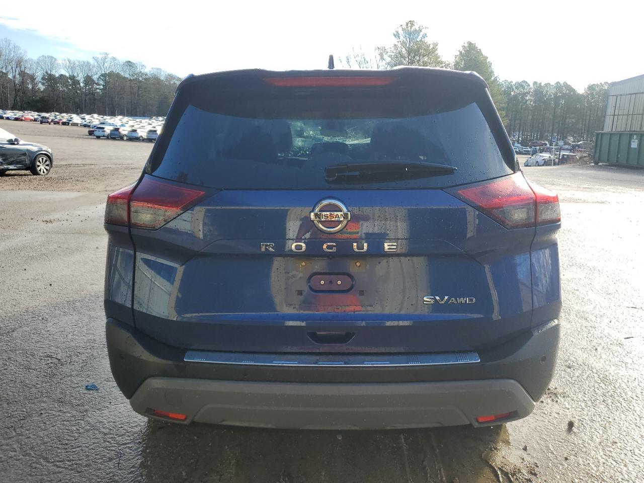 2021 Nissan Rogue Sv - Image 6