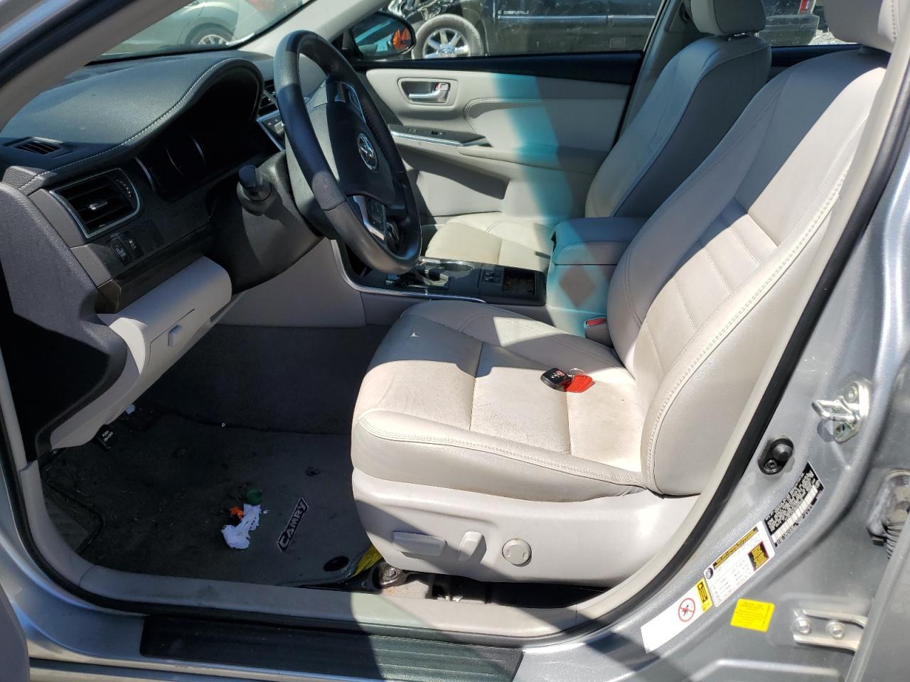 2016 Toyota Camry Le - Фото 7