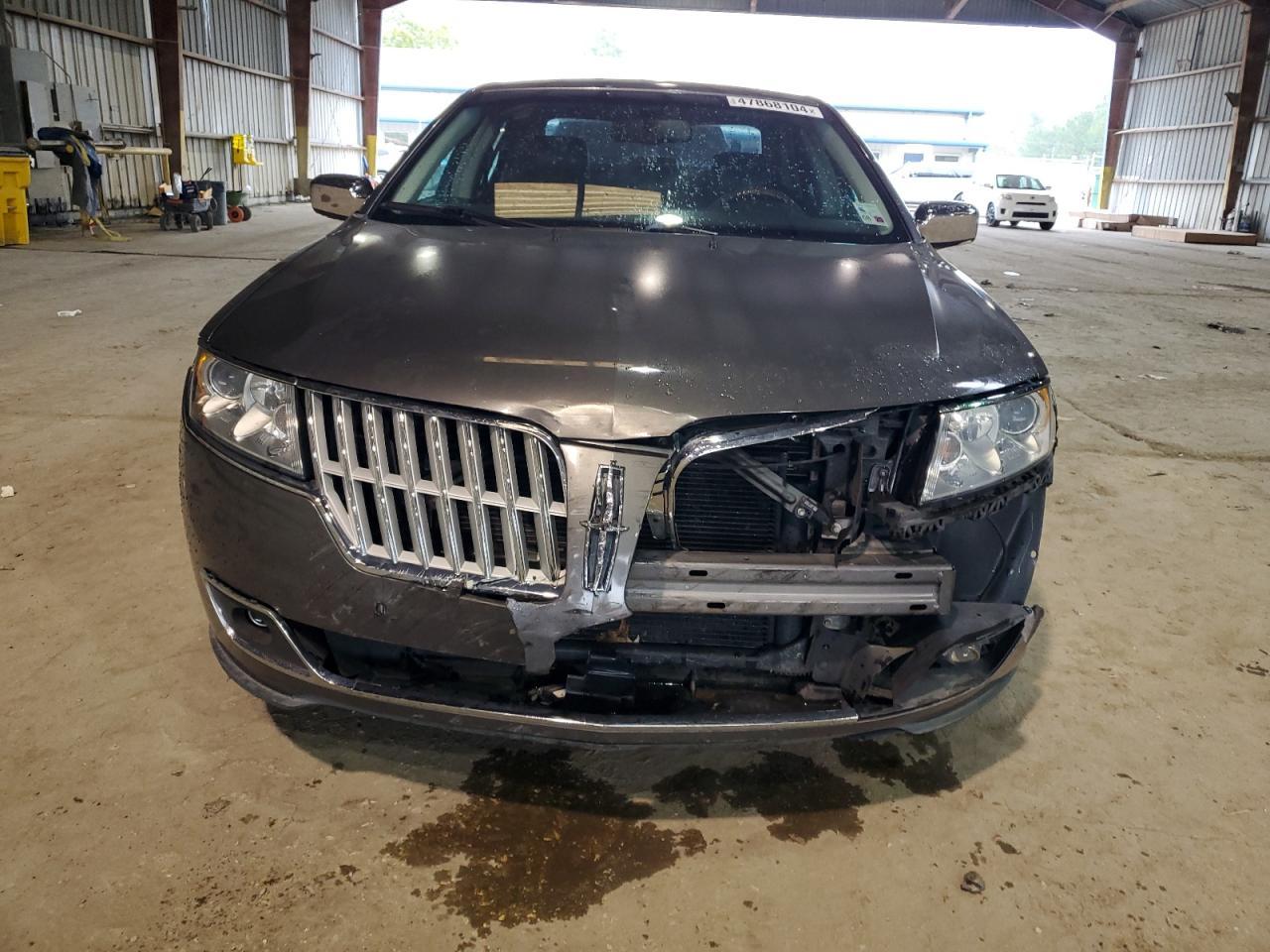 2011 Lincoln Mkz - Image 5