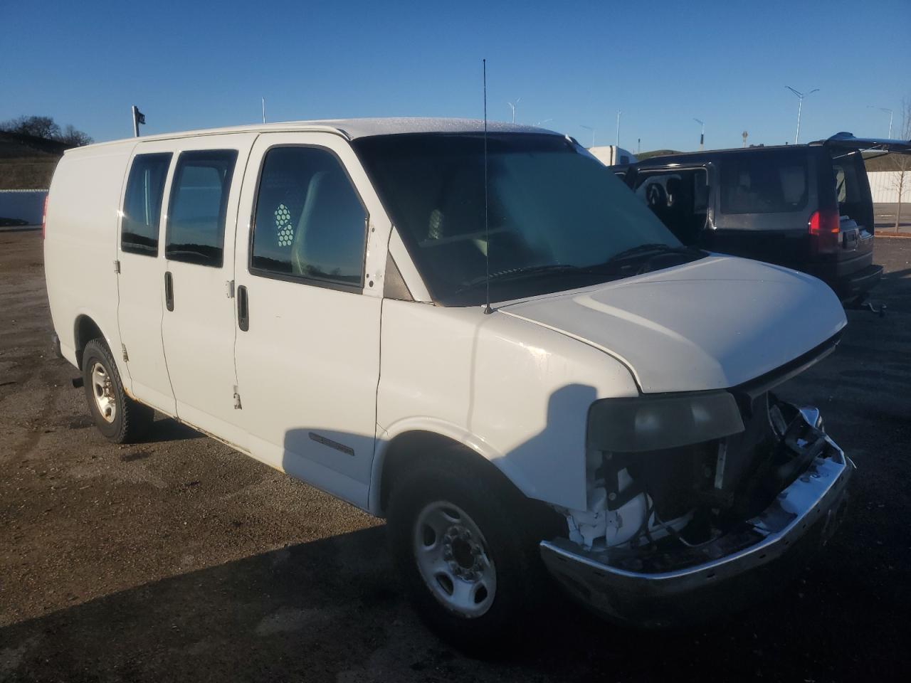 2004 GMC Savana G2500 - Фото 4