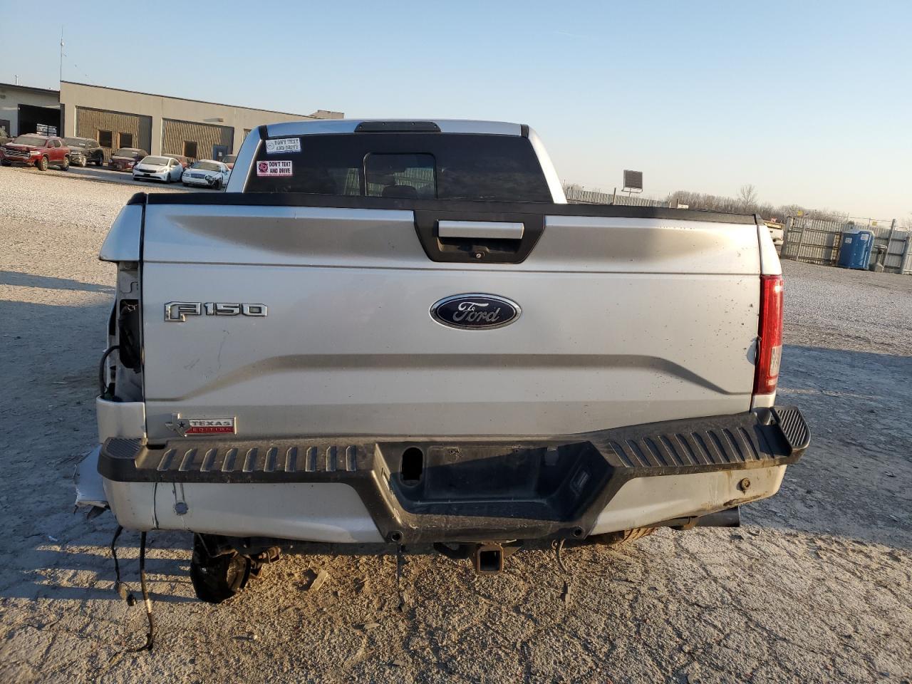 2016 Ford F150 Supercrew - Фото 6