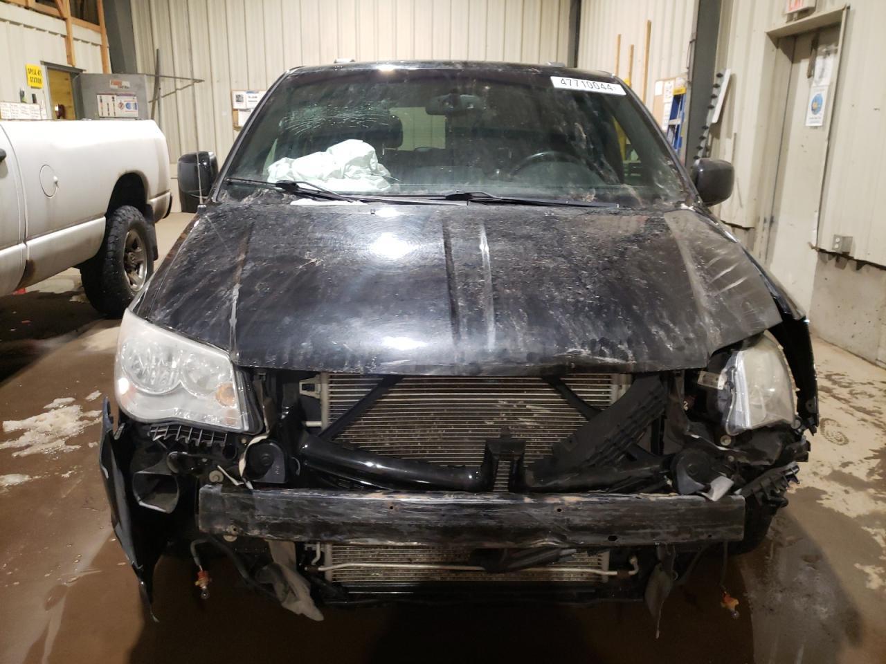 2012 Dodge Grand Caravan R/T - Image 5