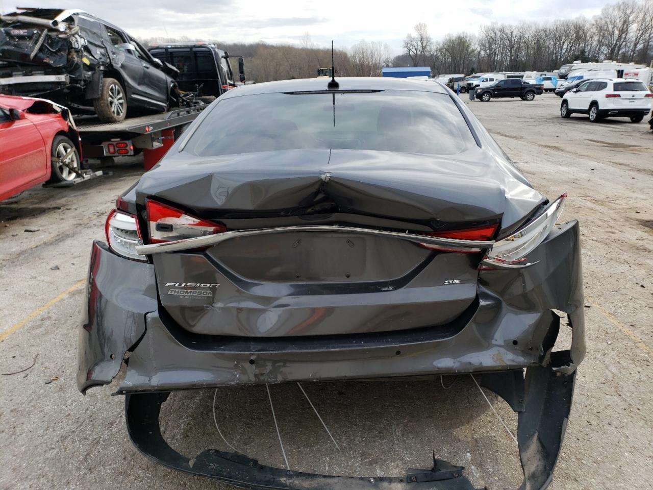 2017 Ford Fusion Se - Фото 6