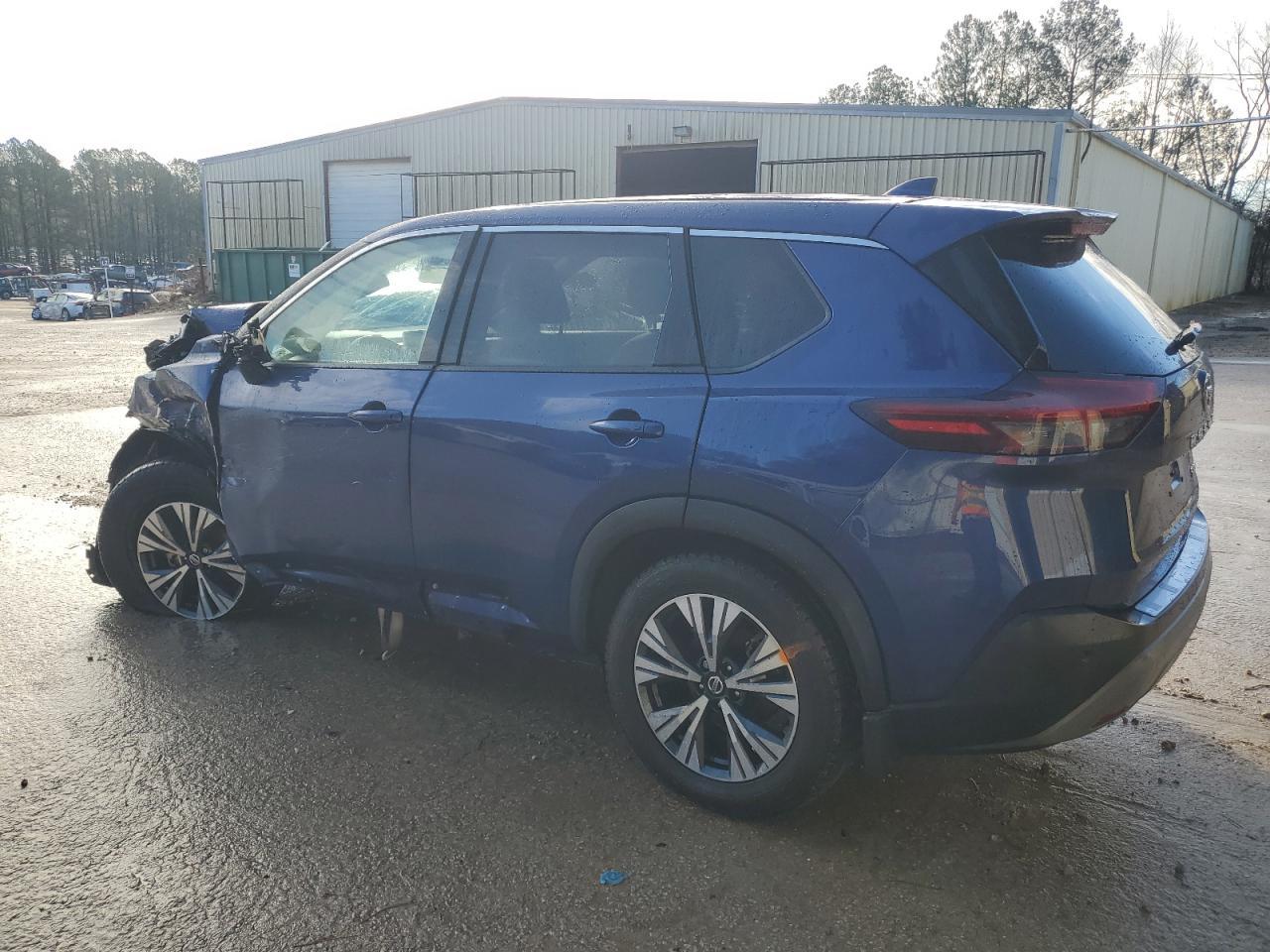 2021 Nissan Rogue Sv - Image 2