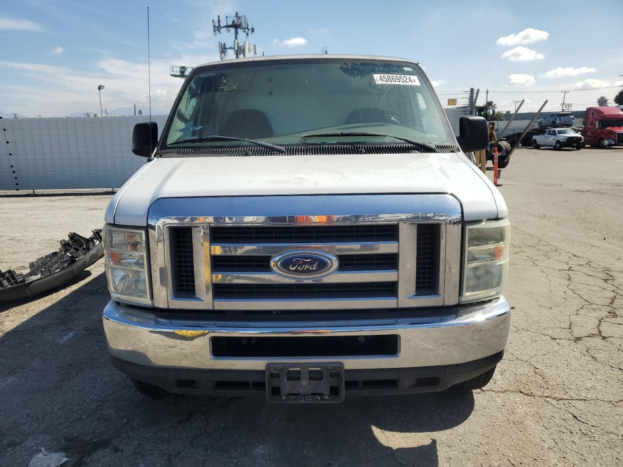 2008 Ford Econoline E350 Super Duty Van - Фото 5