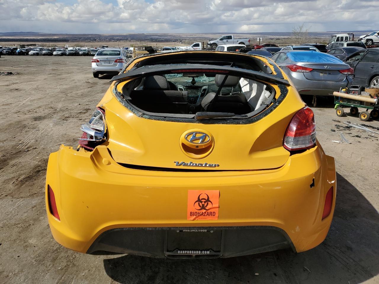 2016 Hyundai Veloster - Фото 6