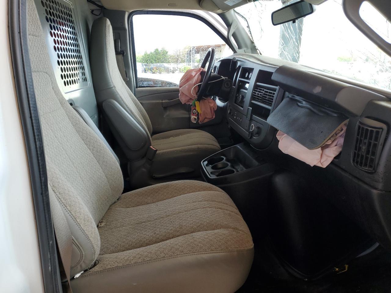 2020 Chevrolet Express G3500 - Фото 7