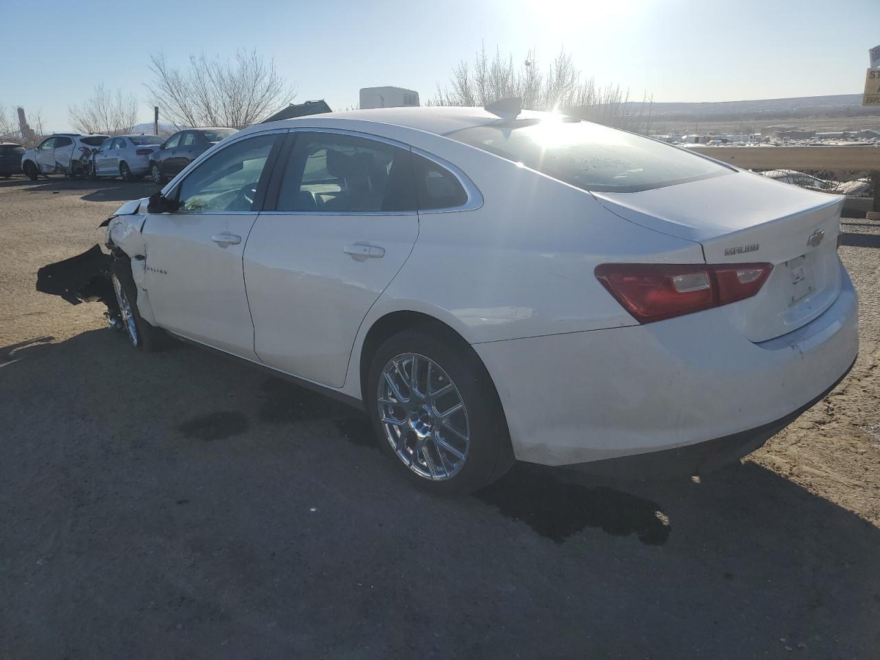 2018 Chevrolet Malibu Ls - Фото 2