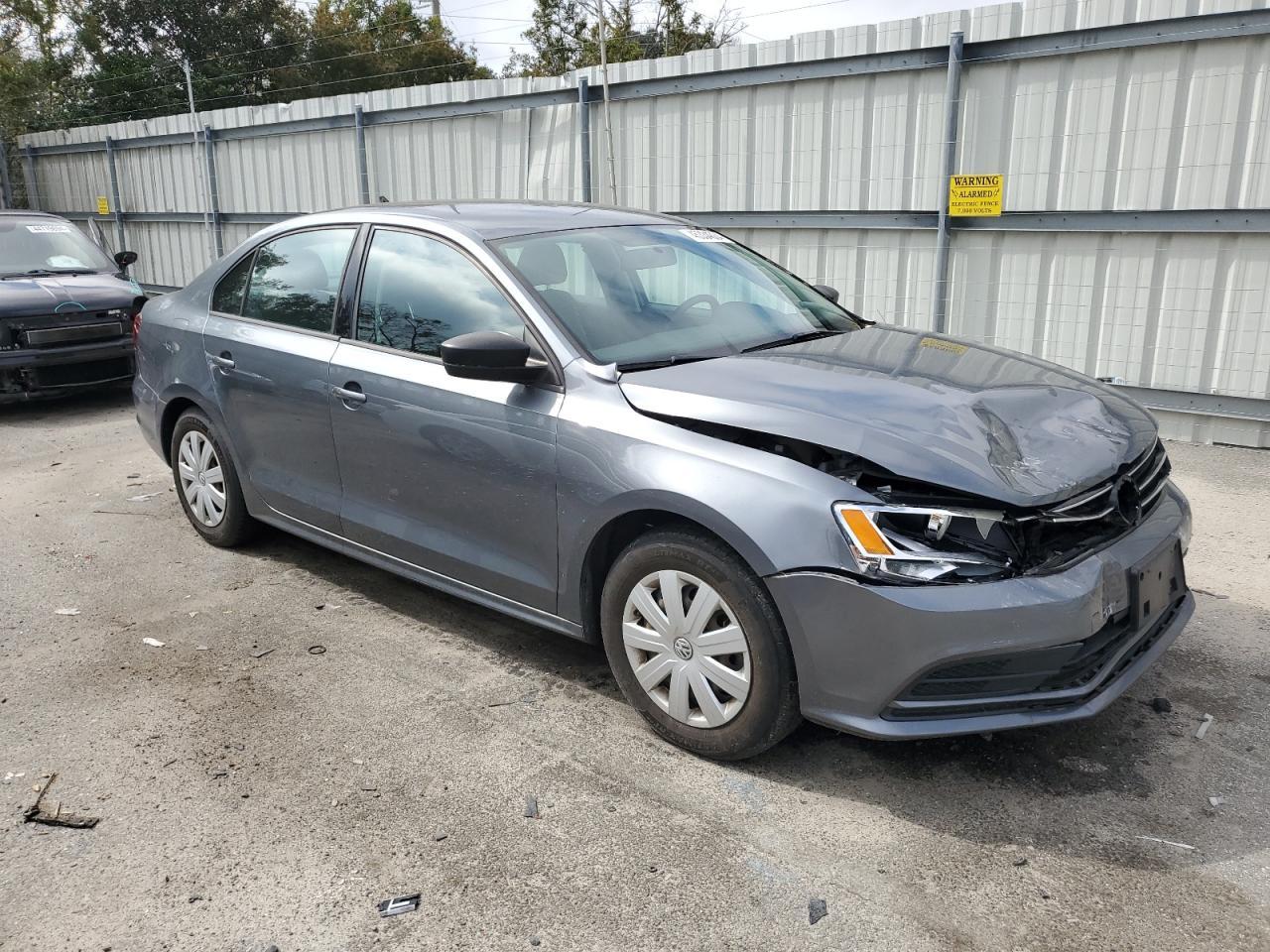 2016 Volkswagen Jetta S - Image 4