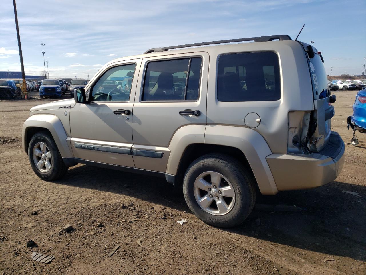 2010 Jeep Liberty Sport - Фото 2