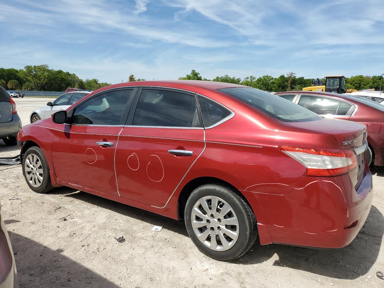2014 Nissan Sentra S - Фото 2