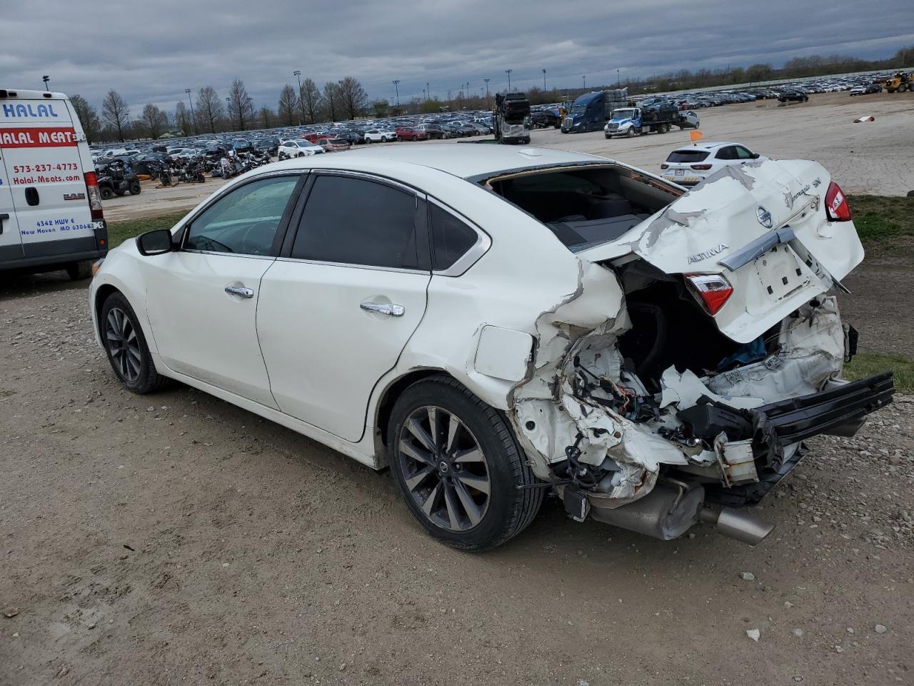 2017 Nissan Altima 2.5 - Image 2