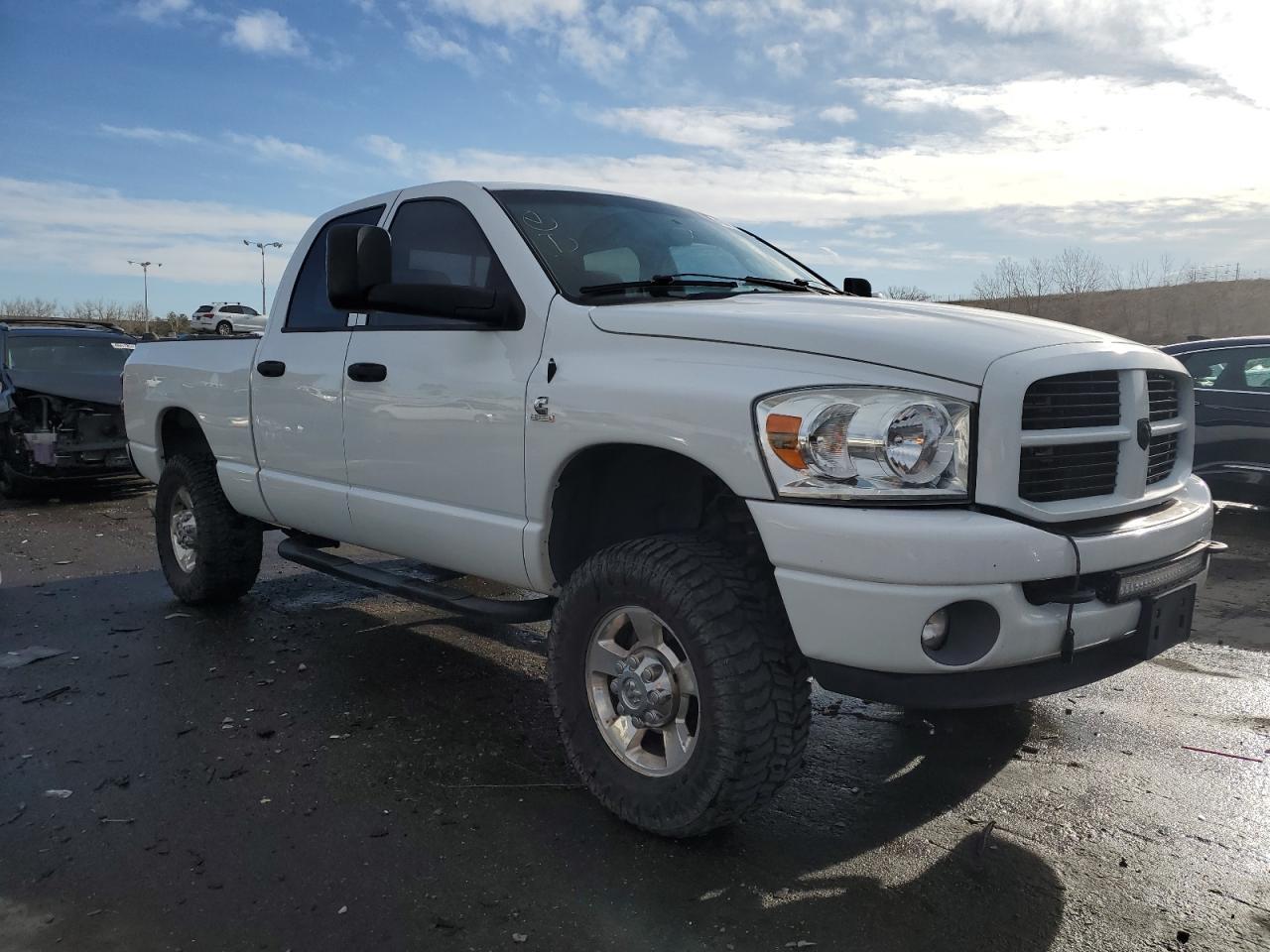 2004 Dodge Ram 2500 St - Фото 4