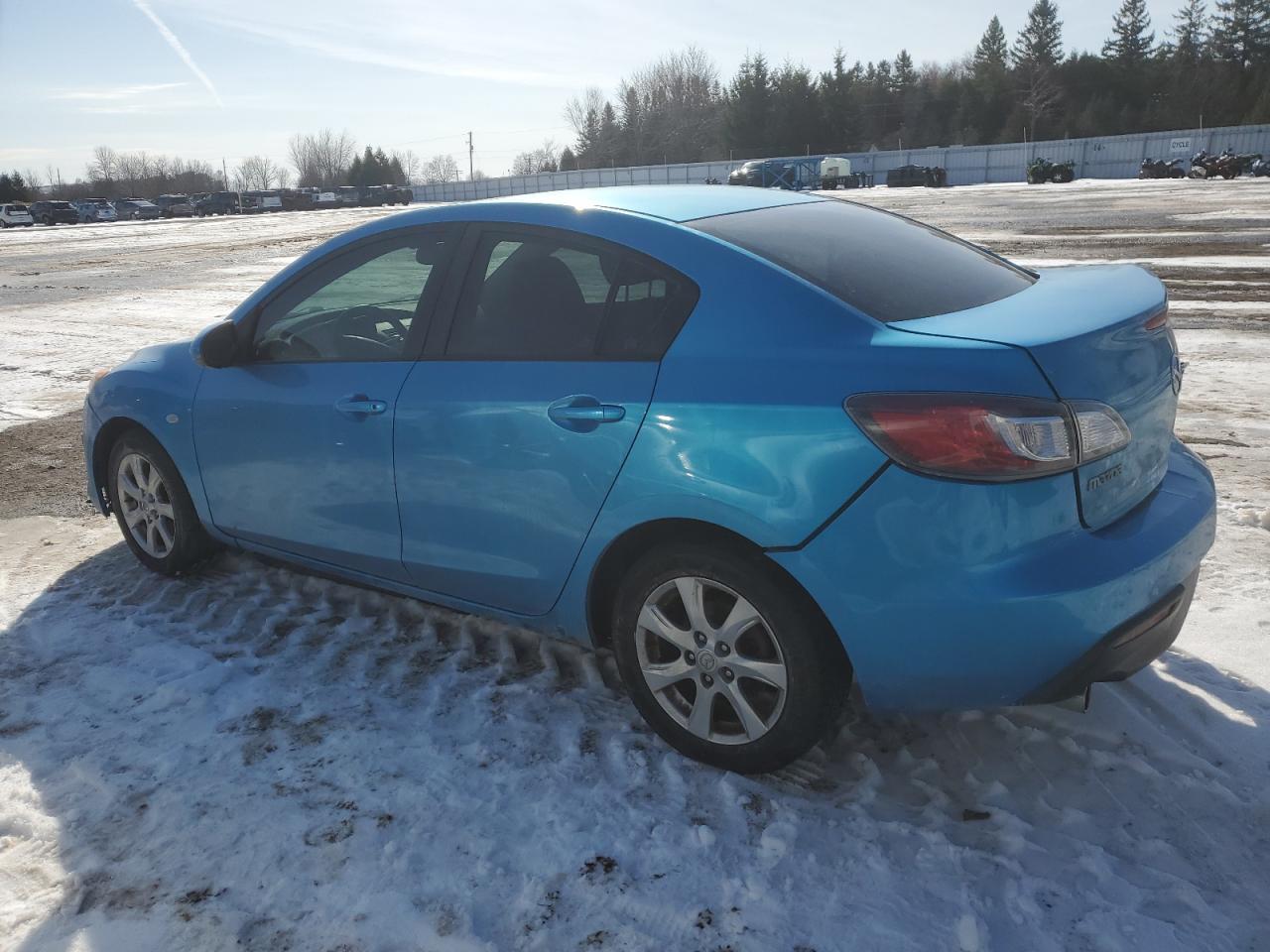 2010 Mazda 3 I - Image 2