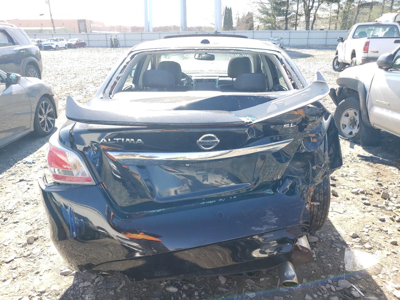 2015 Nissan Altima 2.5 - Image 6