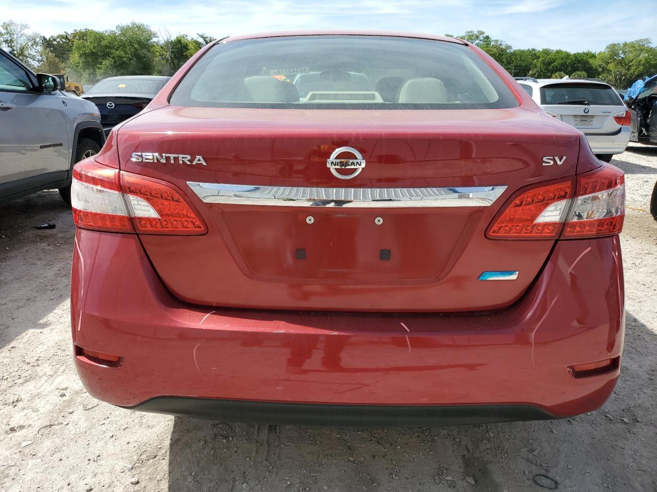 2014 Nissan Sentra S - Фото 6