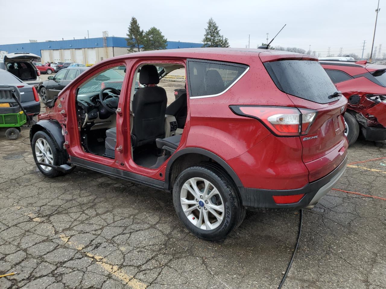 2017 Ford Escape Se - Фото 2