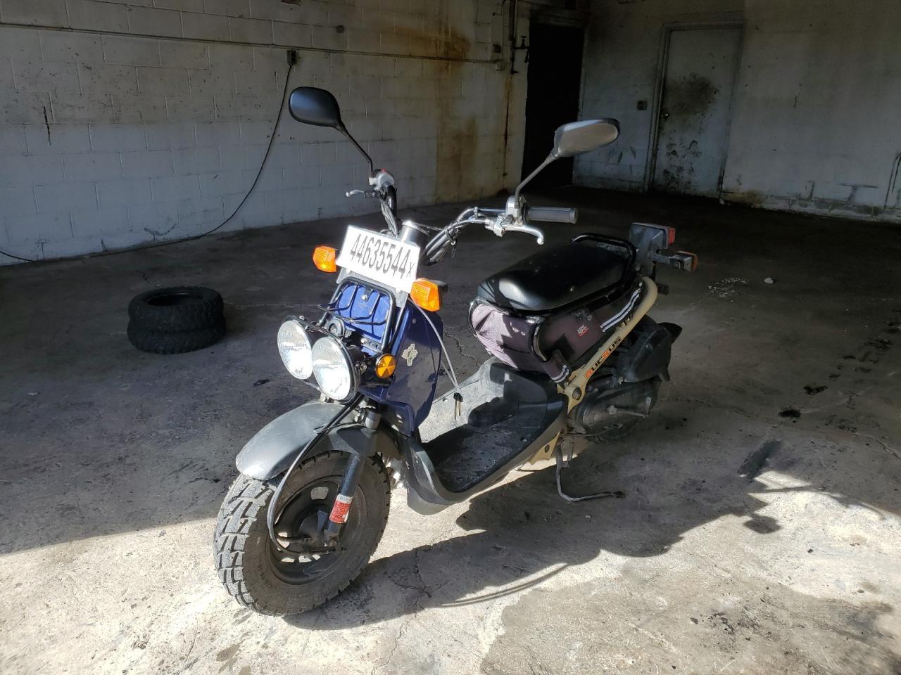 2022 Honda Nps50 - Image 2