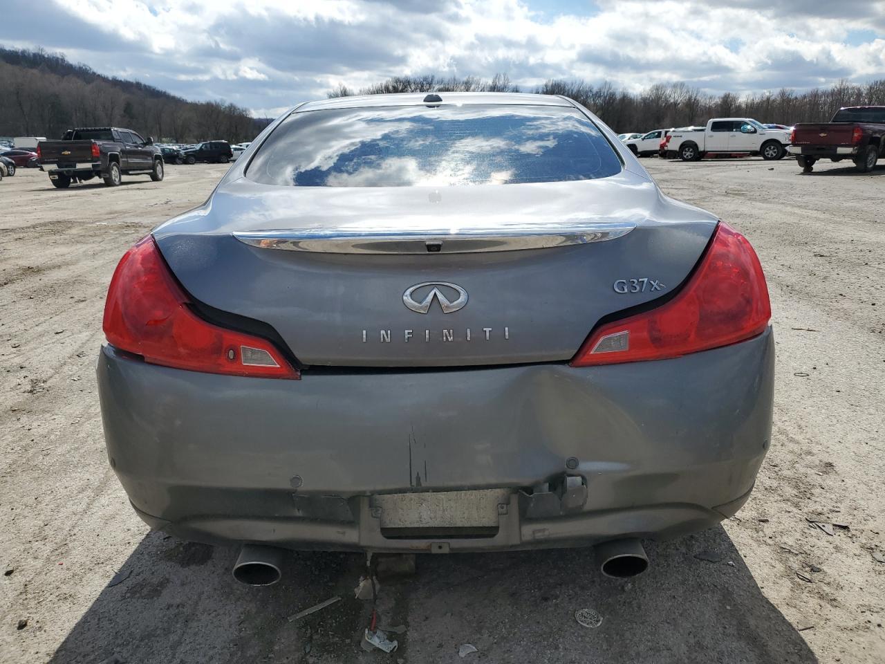 2011 Infiniti G37 - Фото 6