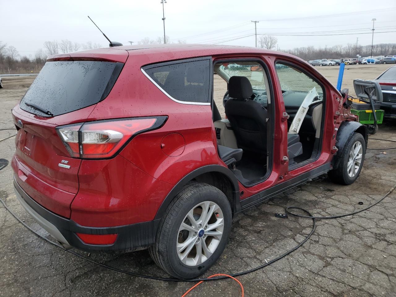 2017 Ford Escape Se - Фото 3
