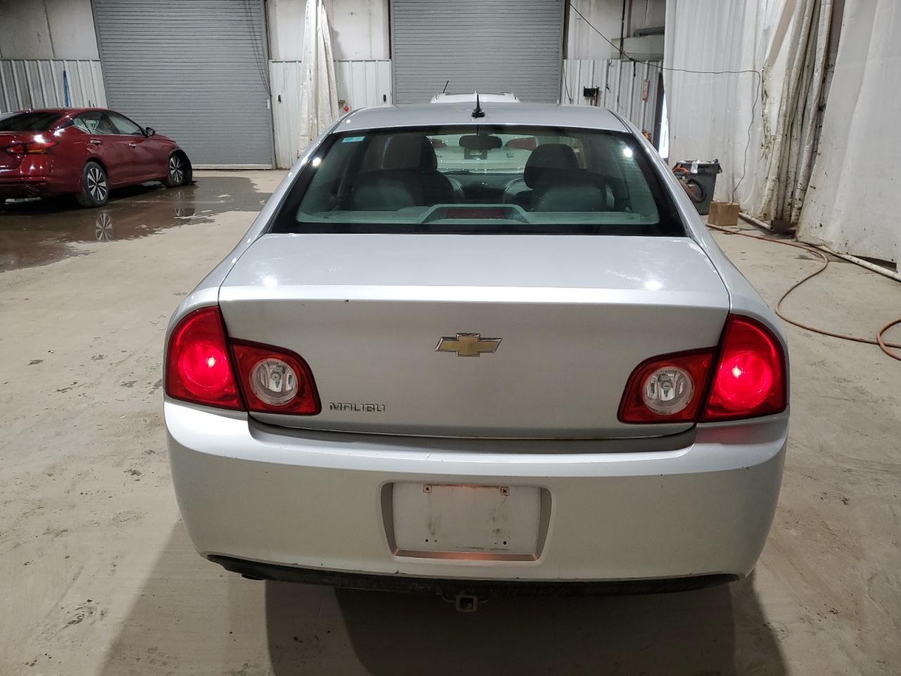 2011 Chevrolet Malibu Ls - Фото 6