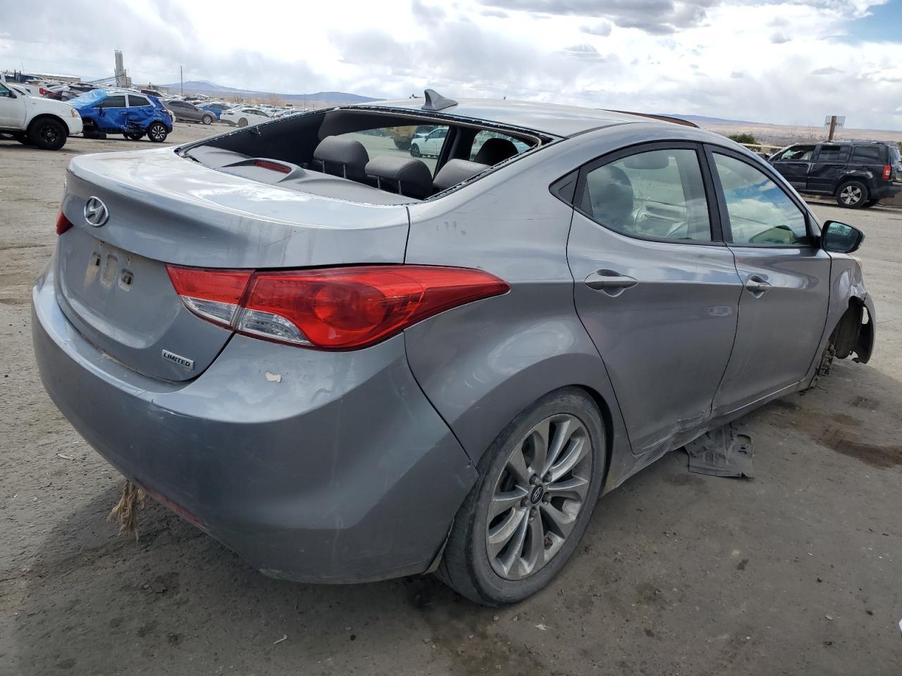 2013 Hyundai Elantra Gls - Фото 3
