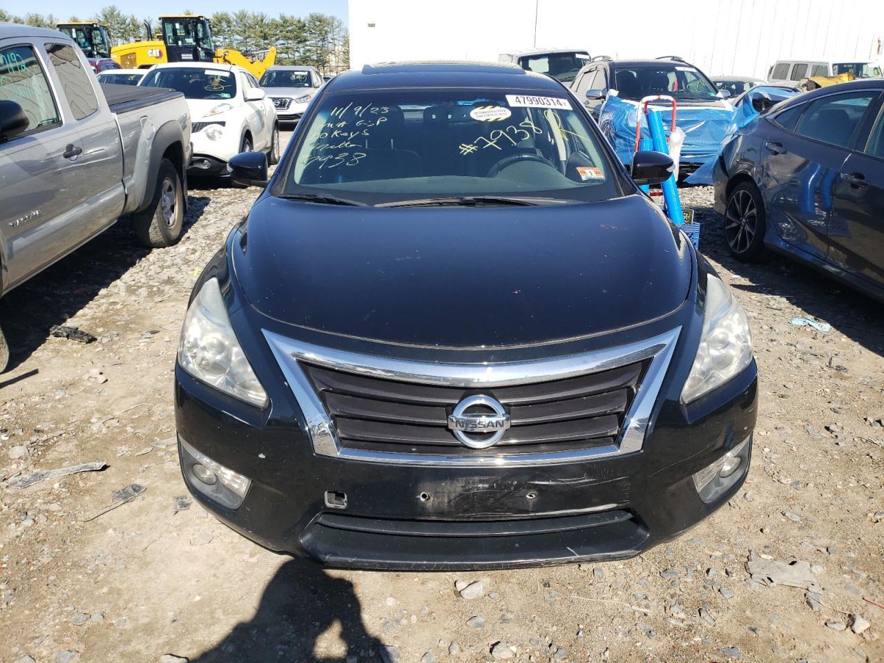 2015 Nissan Altima 2.5 - Image 5