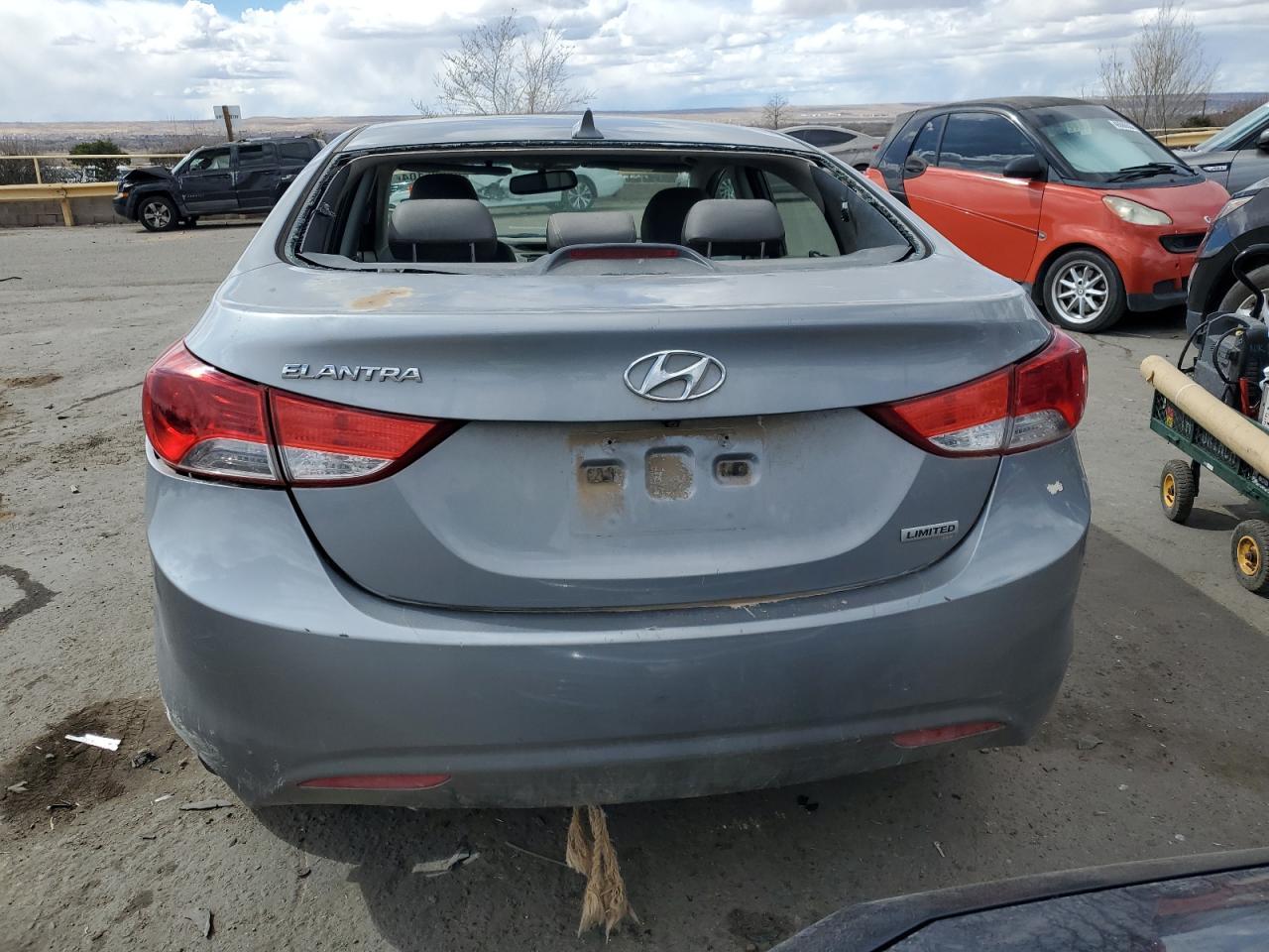 2013 Hyundai Elantra Gls - Фото 6