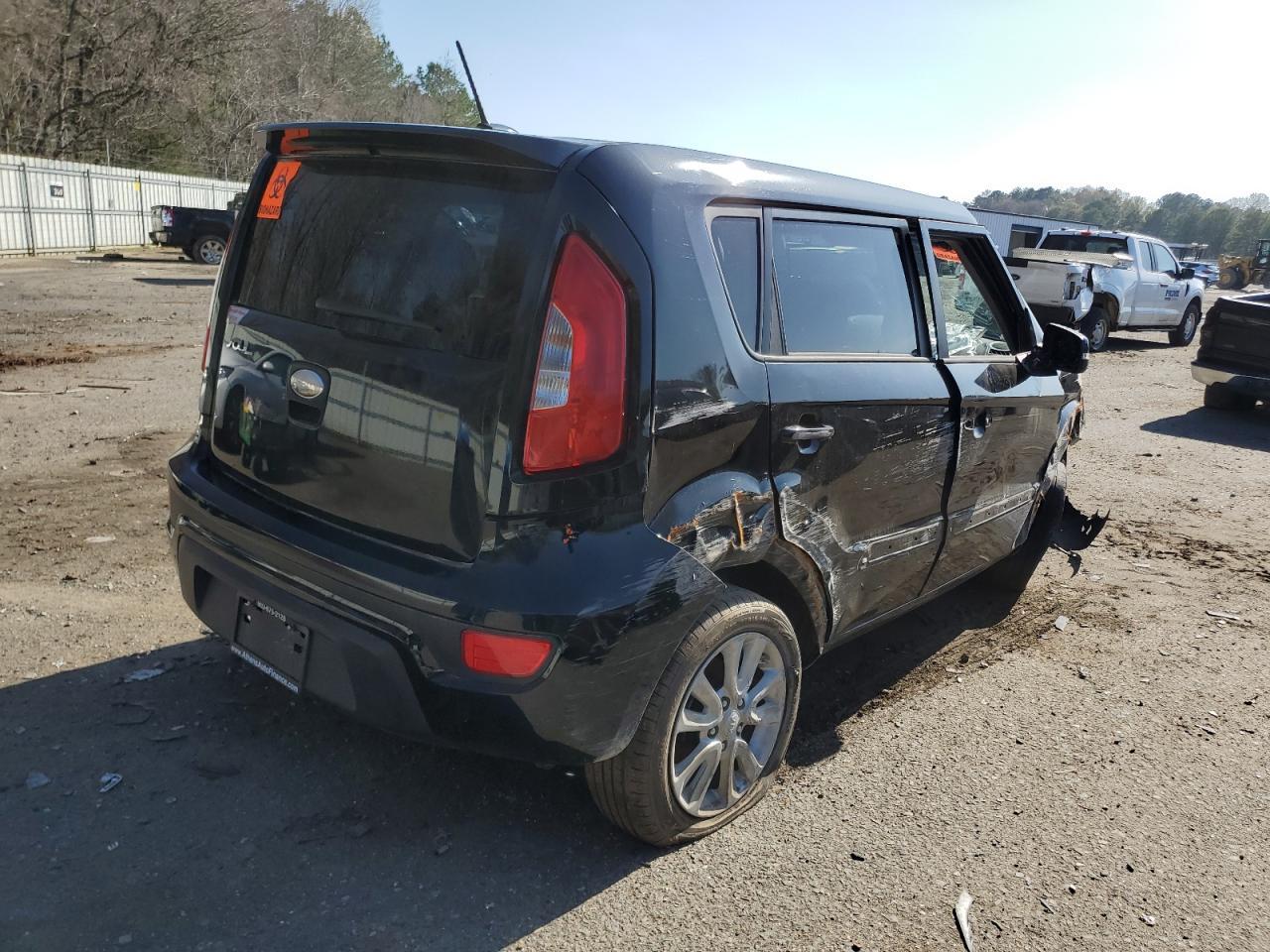 2013 Kia Soul + - Фото 3