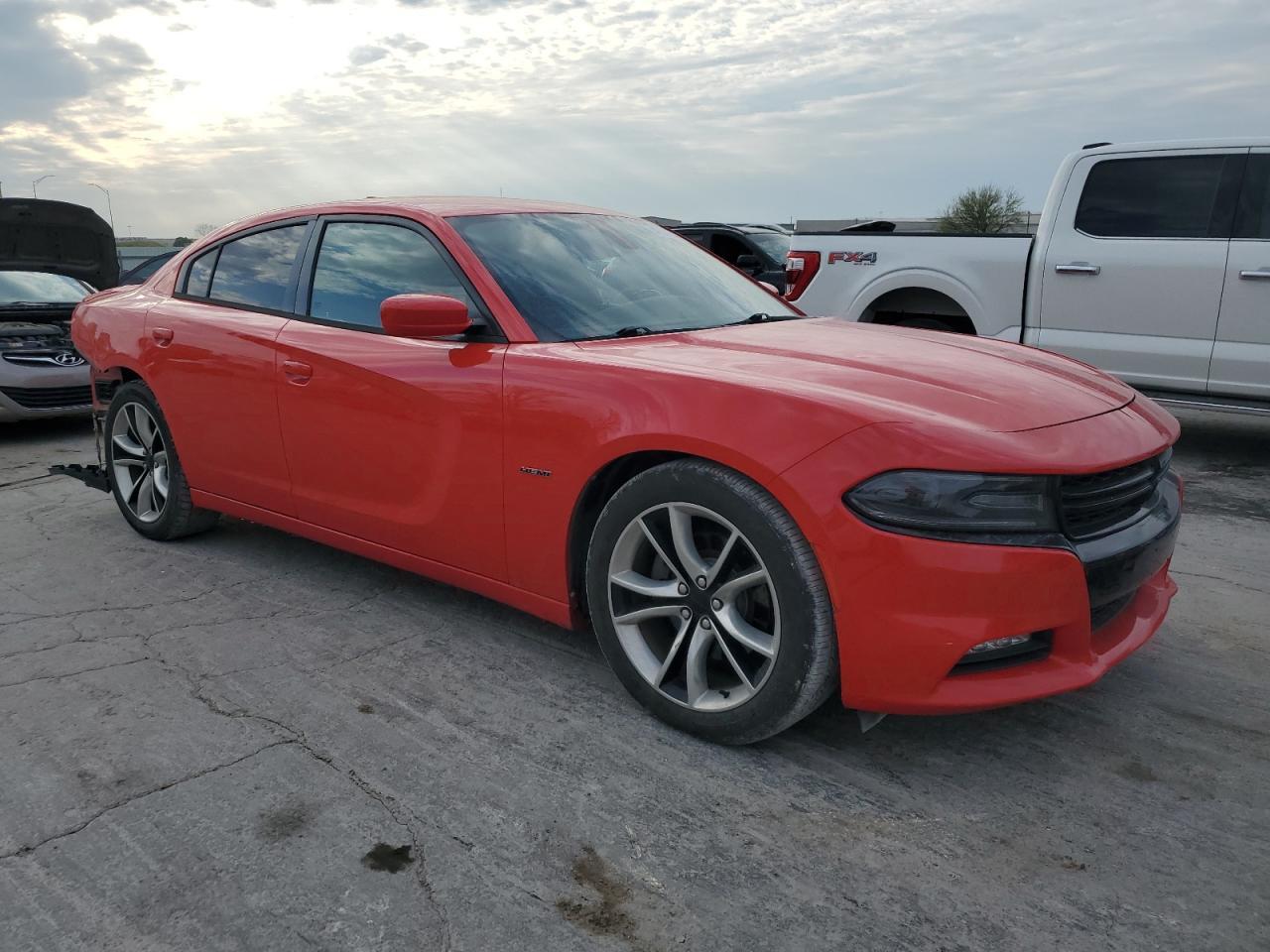 2015 Dodge Charger R/T - Image 4