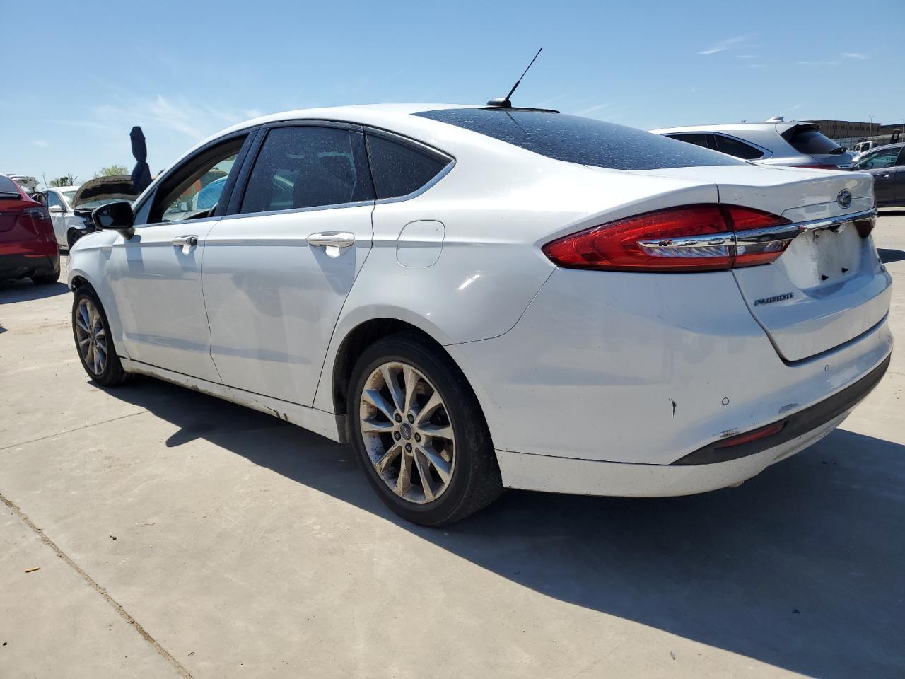 2017 Ford Fusion Se - Фото 2