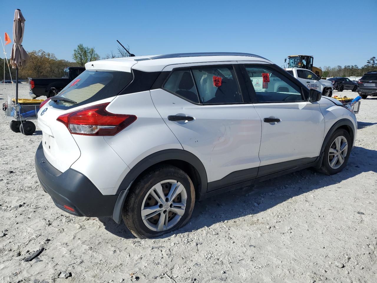 2019 Nissan Kicks S - Фото 3