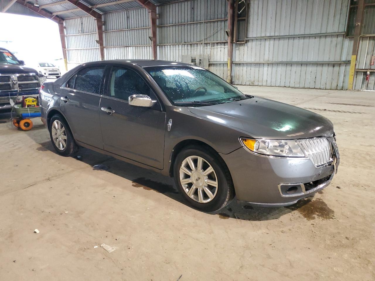 2011 Lincoln Mkz - Image 4