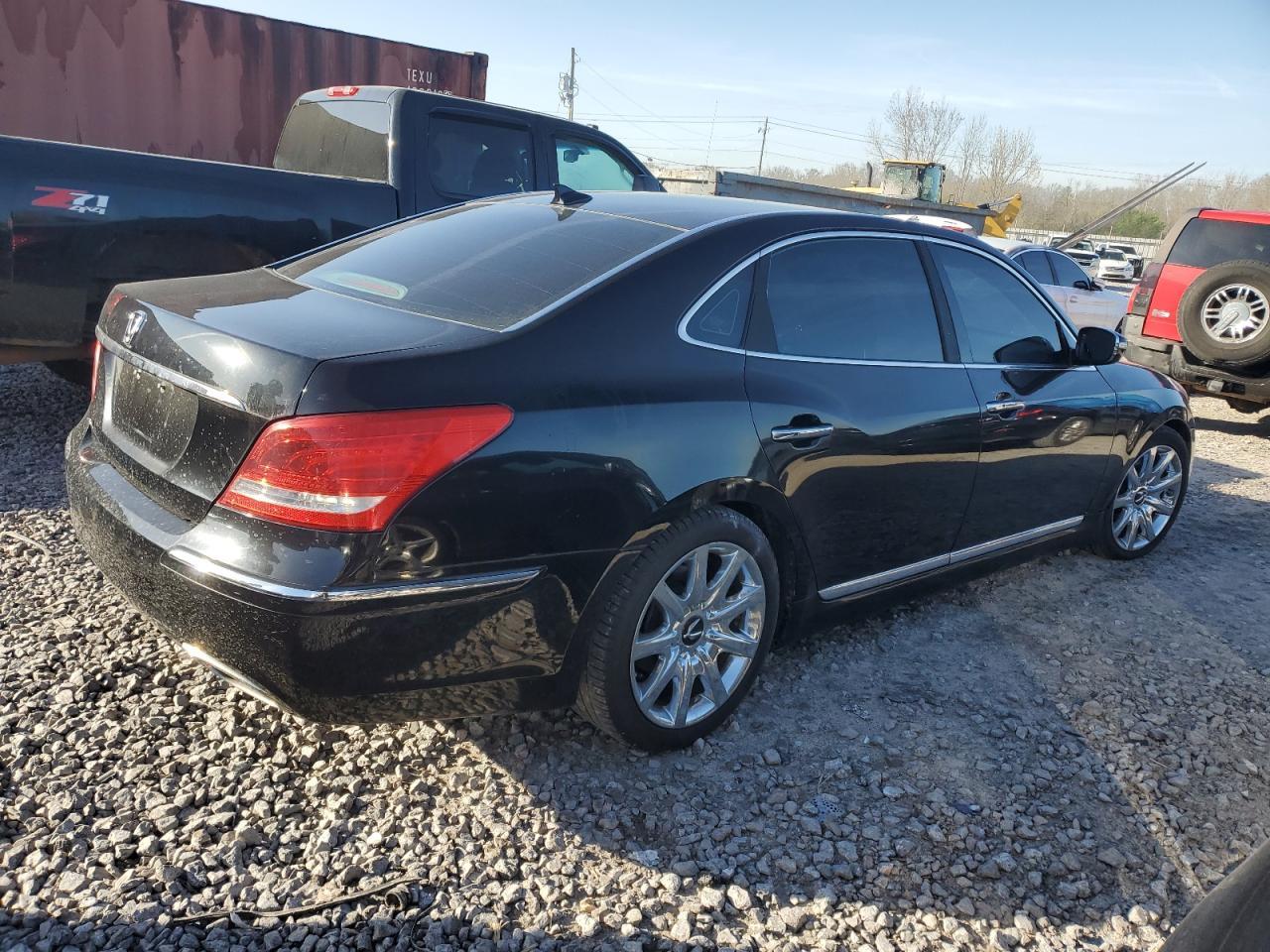 2011 Hyundai Equus Signature - Image 3