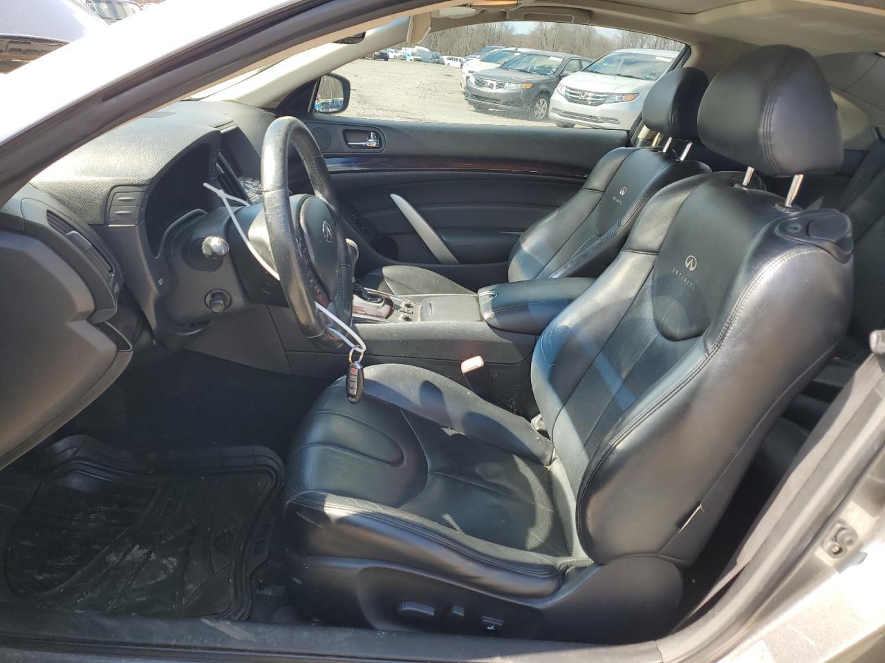 2011 Infiniti G37 - Фото 7