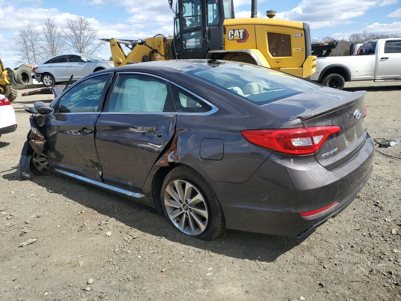 2017 Hyundai Sonata Sport - Фото 2