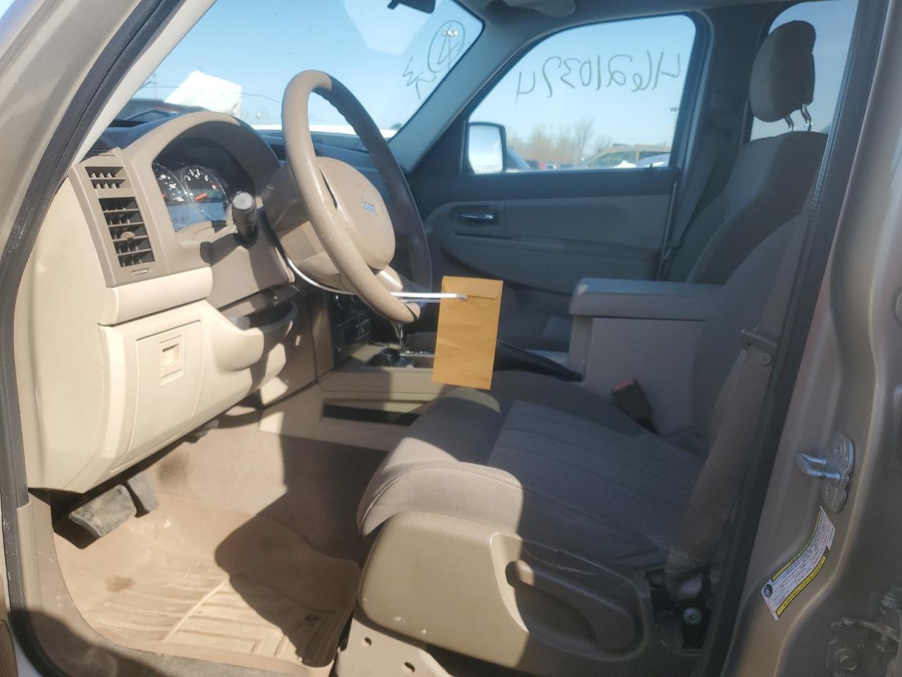 2010 Jeep Liberty Sport - Фото 7