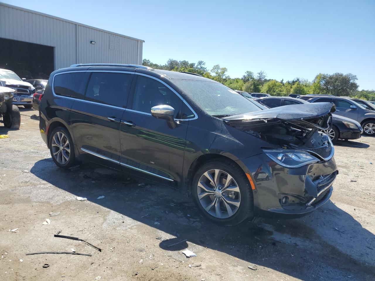 2017 Chrysler Pacifica Limited - Фото 4