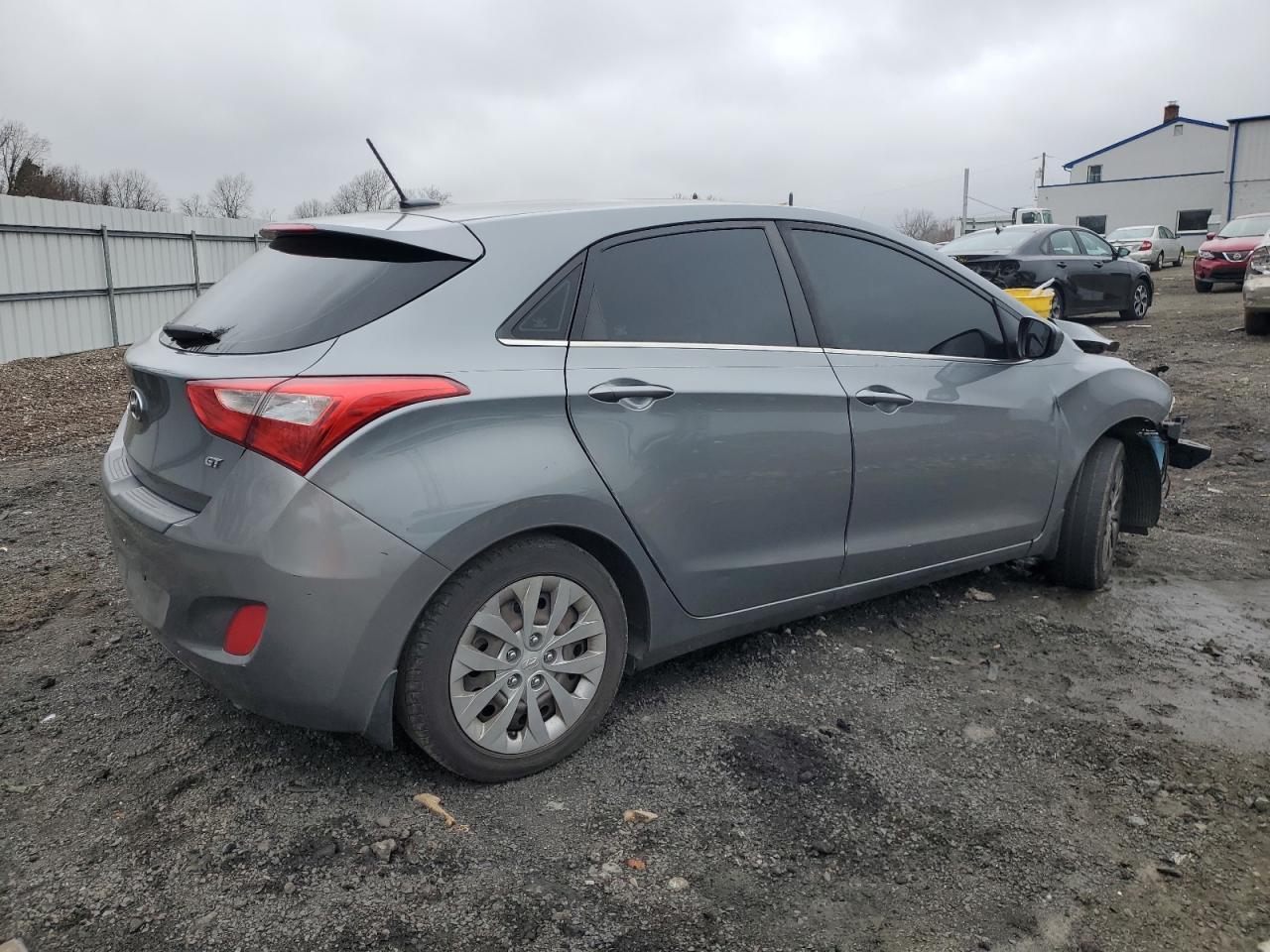 2016 Hyundai Elantra Gt - Image 3