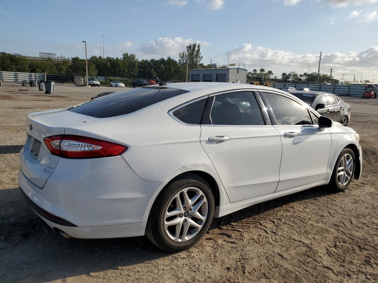2016 Ford Fusion Se - Фото 3