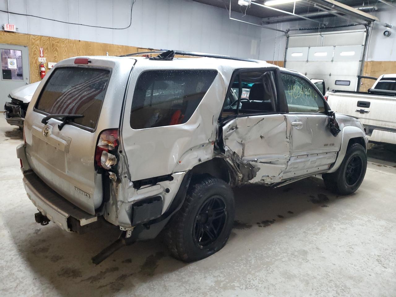 2005 Toyota 4Runner Sr5 - Фото 3