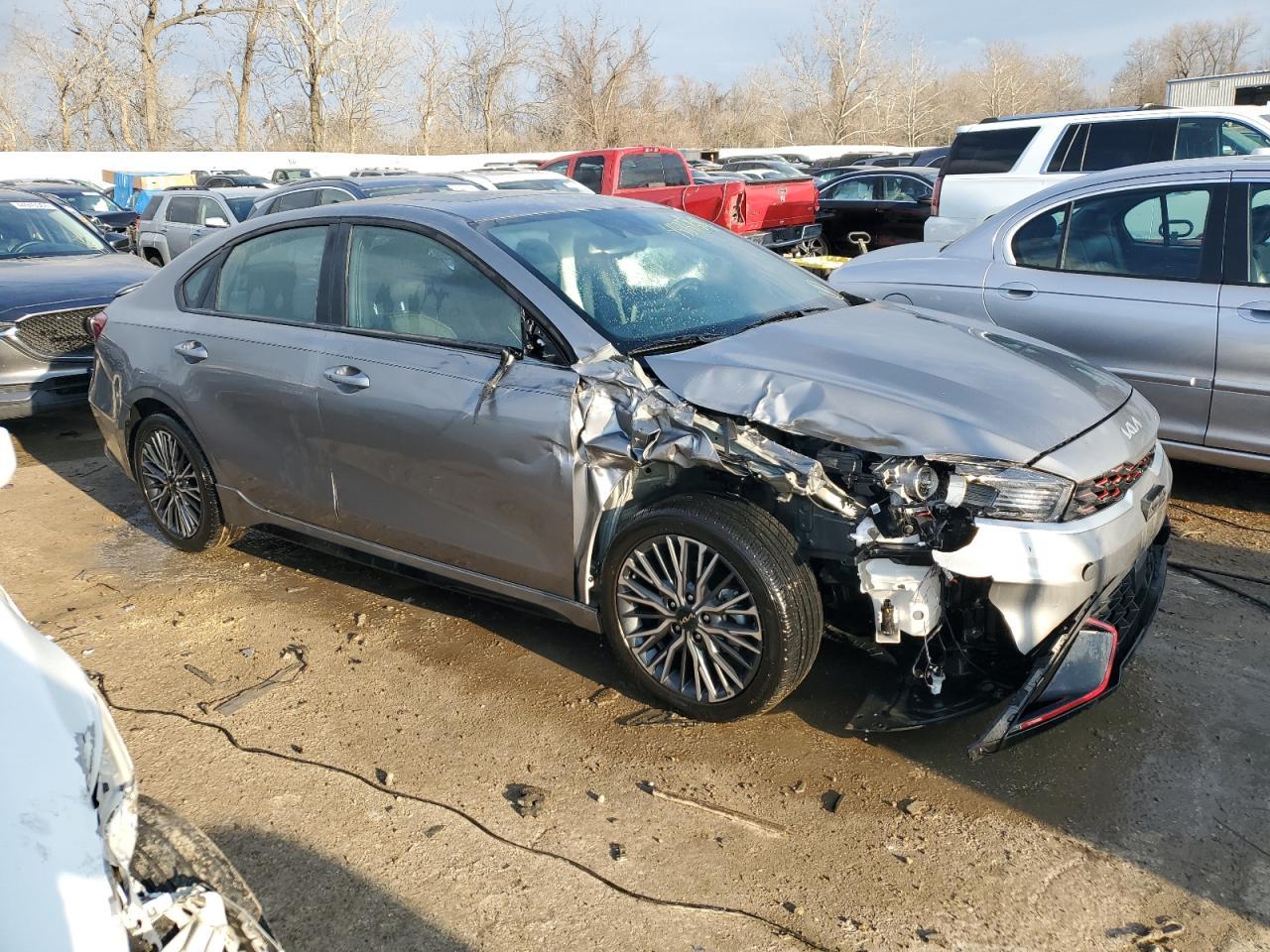 2023 Kia Forte Gt Line - Image 4