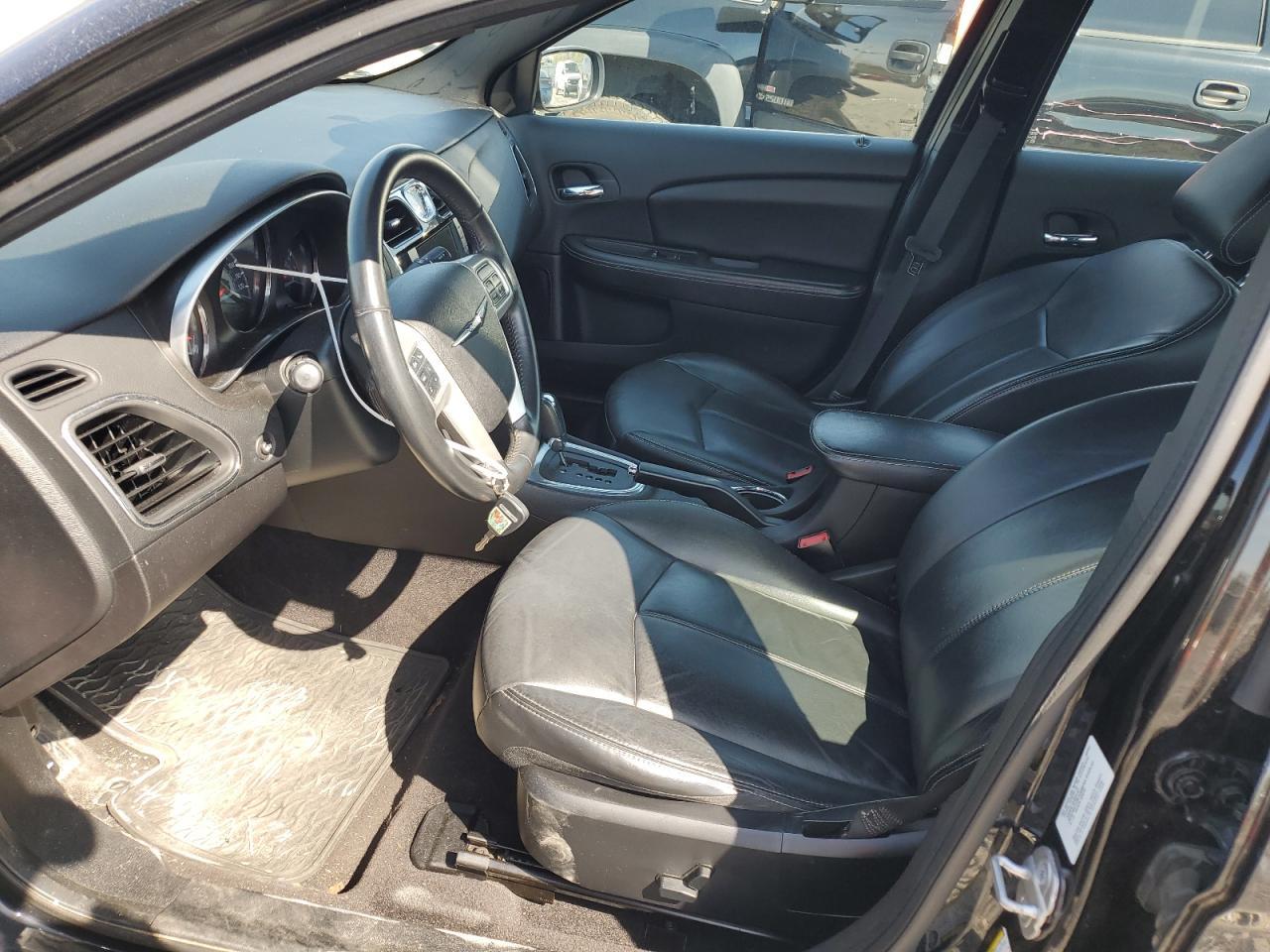 2011 Chrysler 200 Limited - Фото 7