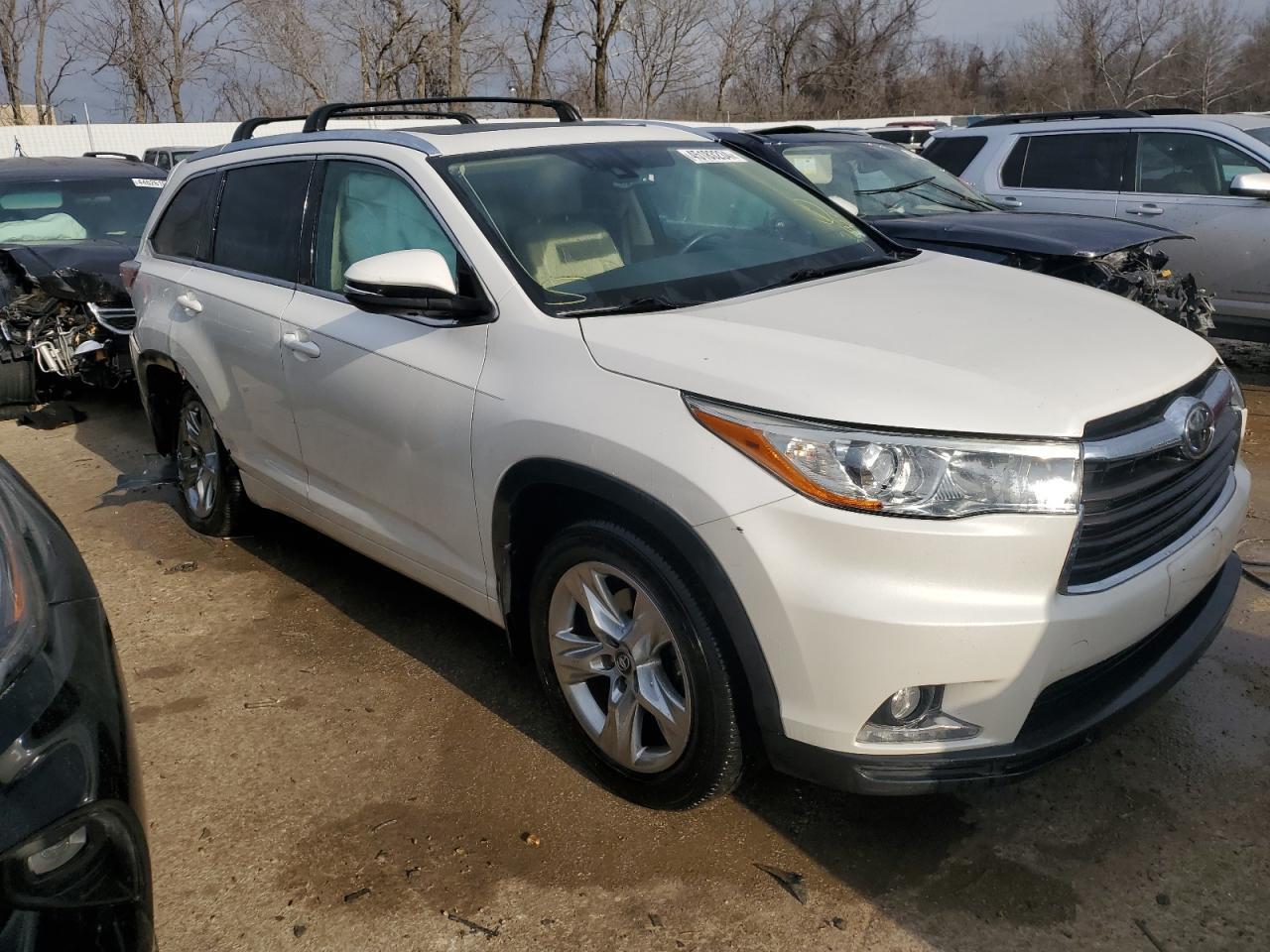 2016 Toyota Highlander Limited - Image 4