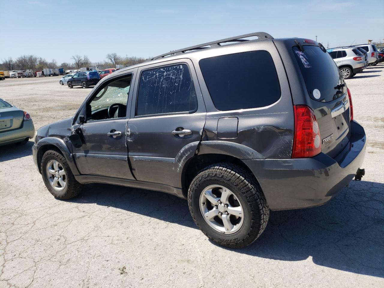 2005 Mazda Tribute S - Image 2