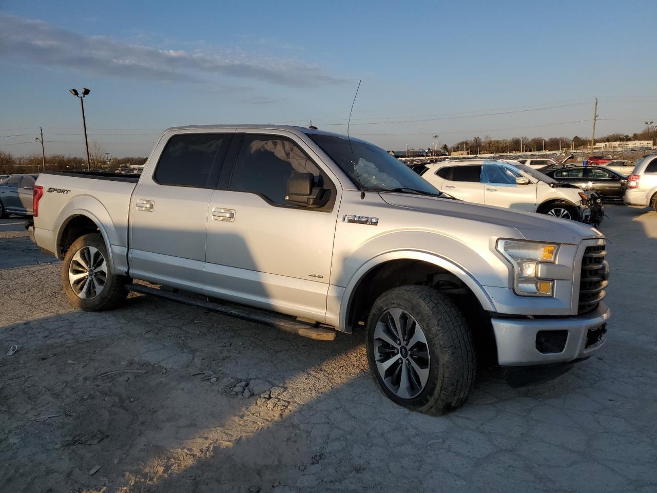 2016 Ford F150 Supercrew - Фото 4
