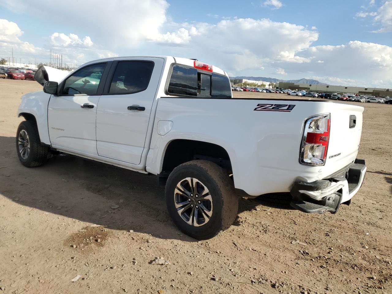2022 Chevrolet Colorado Z71 - Фото 2