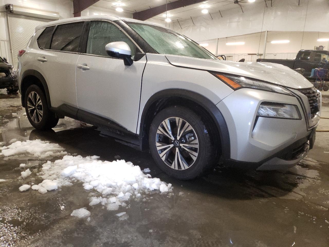 2023 Nissan Rogue Sv - Фото 4