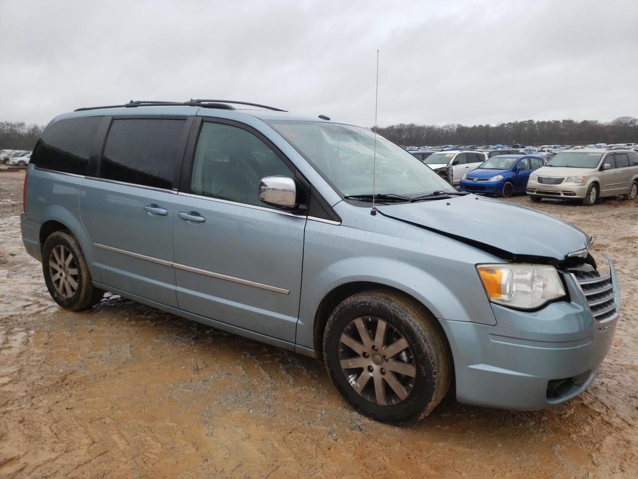 2009 Chrysler Town & Country Touring - Фото 4